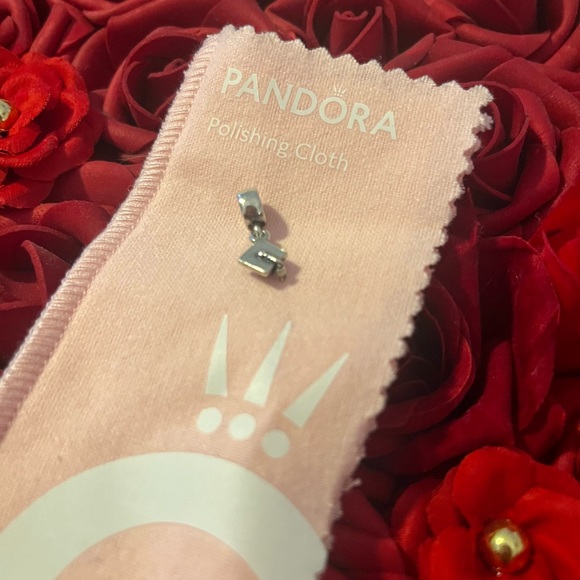 Pandora Graduation Cap Charm - Picture 1 of 4